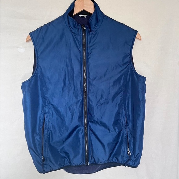 Women’s MEC wool lined Hiking Vest - Picture 4 of 5